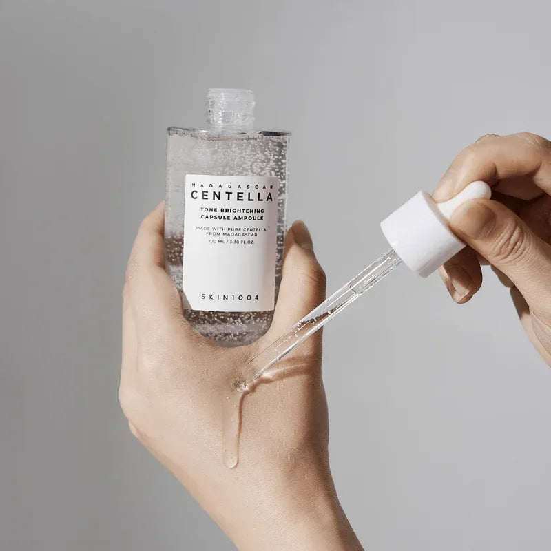 سيروم علاج البقع الداكنه والترطيب من سكن 1004